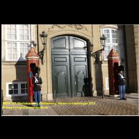 38510 107 Wachabloesung Amalienborg, Advent in Kopenhagen 2019.JPG